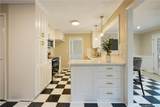 2515 Mirror Lake Drive - Photo 29