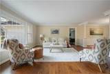 2515 Mirror Lake Drive - Photo 9