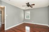 2119 Hollyridge Place - Photo 32