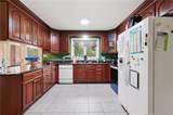 2107 Pinewood Terrace - Photo 11