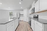 250 Melbourne Drive - Photo 16