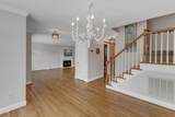 1005 Thorncroft Lane - Photo 9