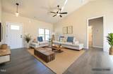 404 Eastwood Drive - Photo 2