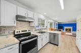215 Trailview Drive - Photo 3