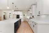 301 College Street - Photo 8