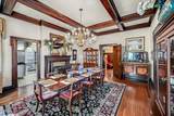 309 Divine Street - Photo 16