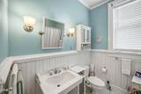 309 Divine Street - Photo 22