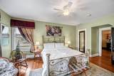 309 Divine Street - Photo 36