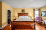 309 Divine Street - Photo 47