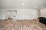 562 Brickview Court - Photo 8