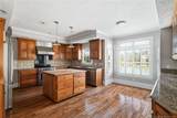 1302 Oakridge Boulevard - Photo 4