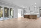 7805 Ailesbury Road - Photo 15