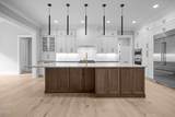 7805 Ailesbury Road - Photo 6