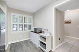202 Oak Hollow Court - Photo 16