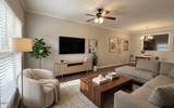 1008 Mica Lamp Court - Photo 2