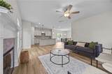 187 Regis Lane - Photo 5