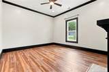 908 Middle Road - Photo 19