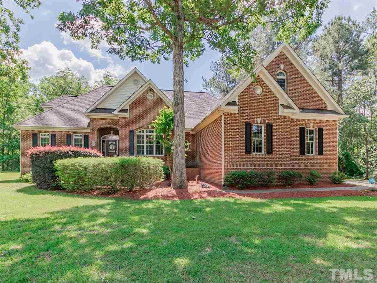 233 Josie Drive - Photo 1