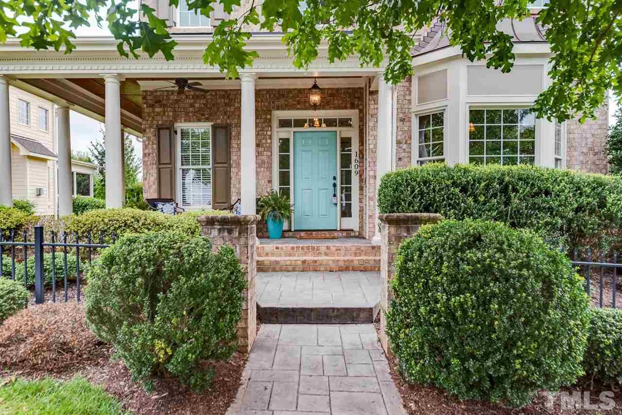 1609 Green Oaks Parkway - Photo 1
