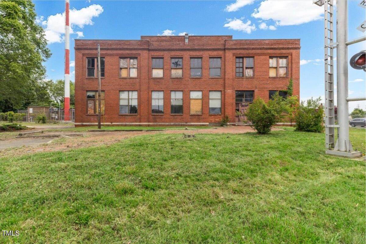 3401 Indiana Avenue - Photo 1