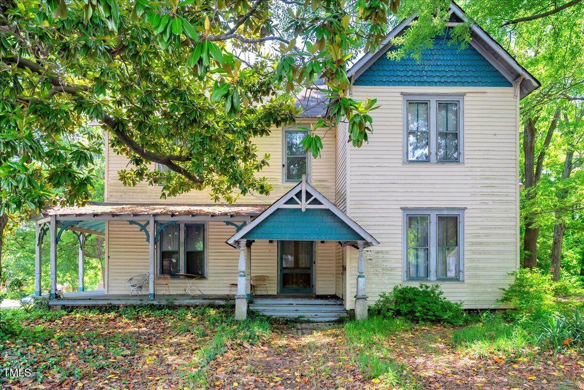 903 Nicholas Street - Photo 1