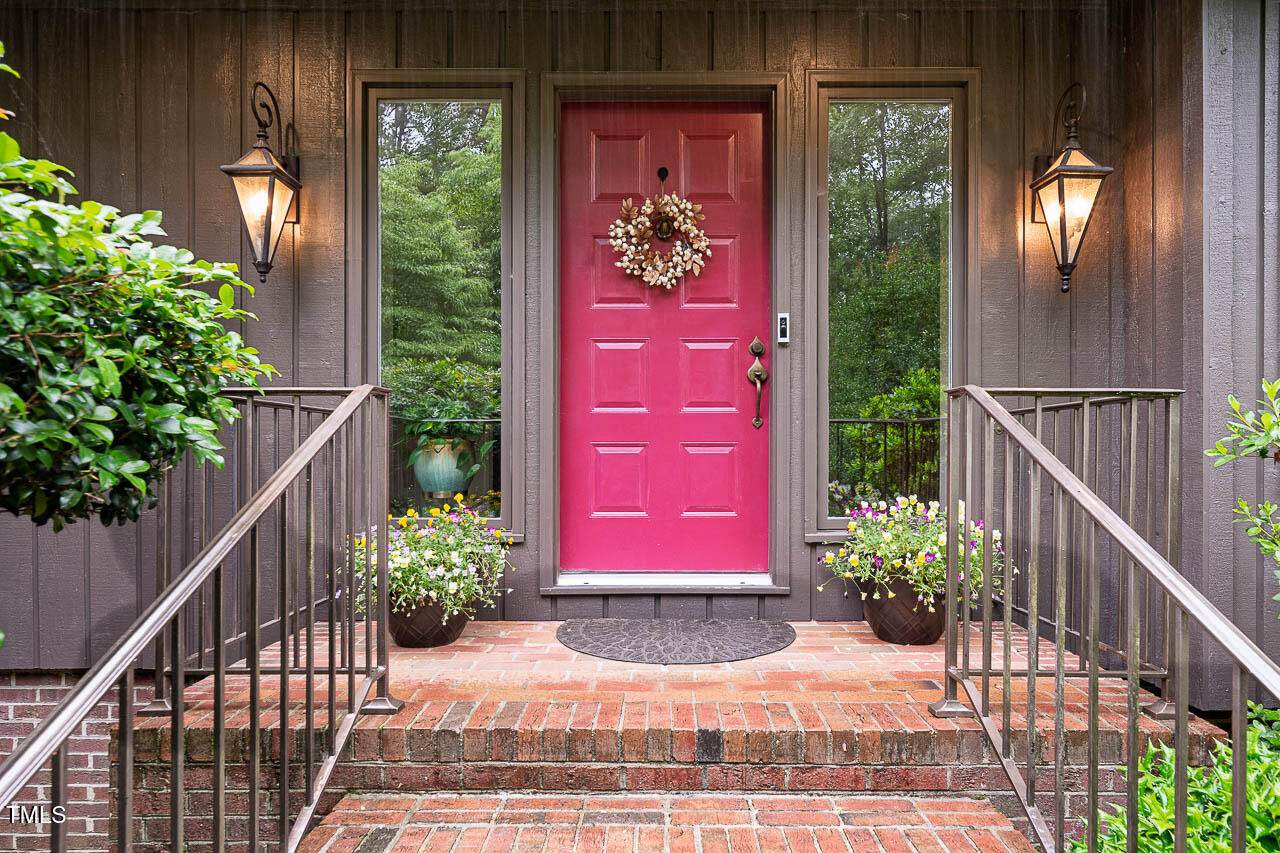3285 Edinburgh Drive - Photo 1