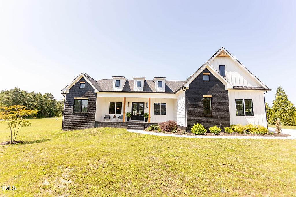 15 Magnolia Lane - Photo 1
