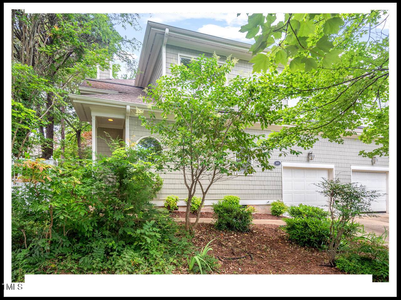 805 Columbia Street - Photo 1