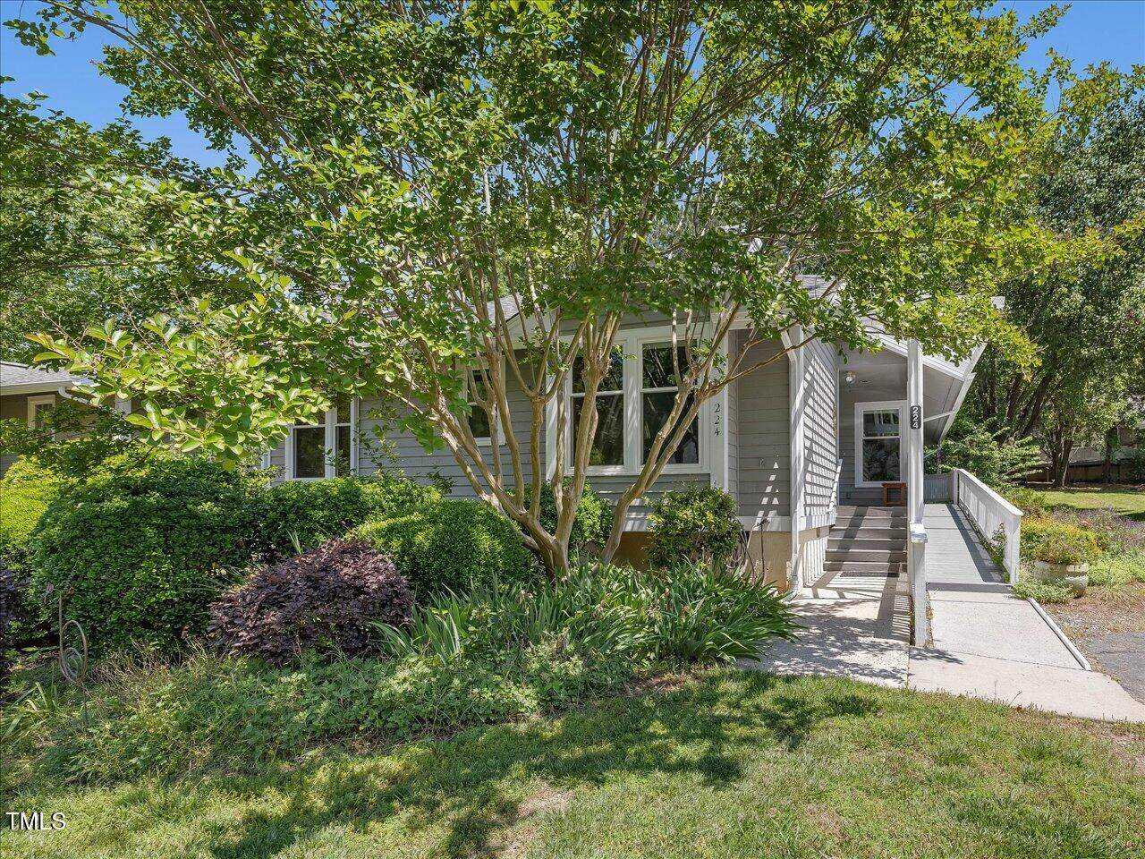 224 Kirkwood Drive - Photo 1