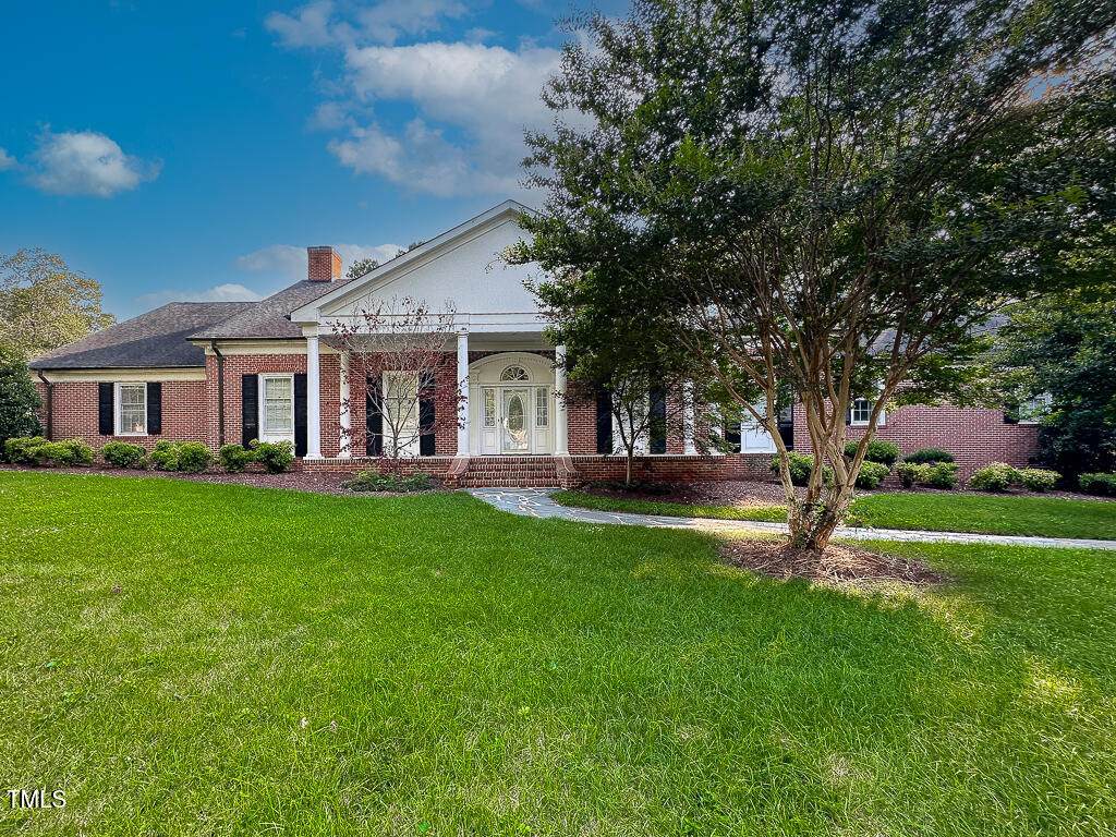 141 Country Club Drive - Photo 1
