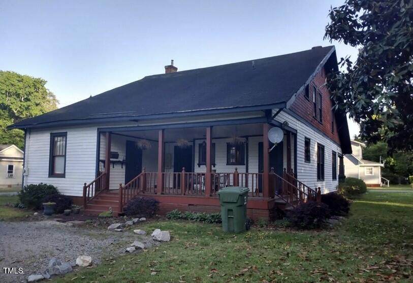229 Bond Street - Photo 1