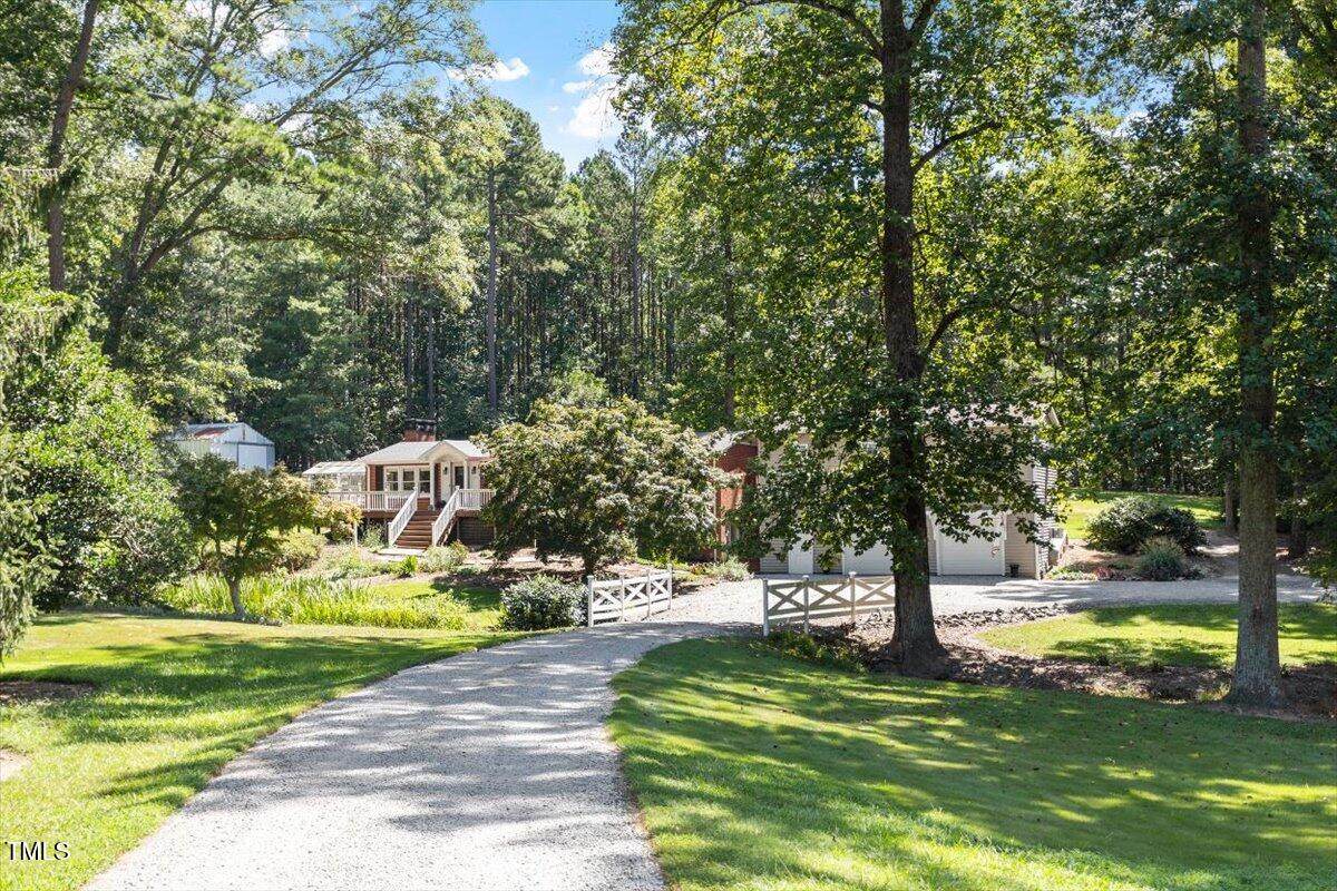 2129 Kelly Road - Photo 1