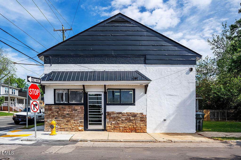 201 Bragg Street - Photo 1