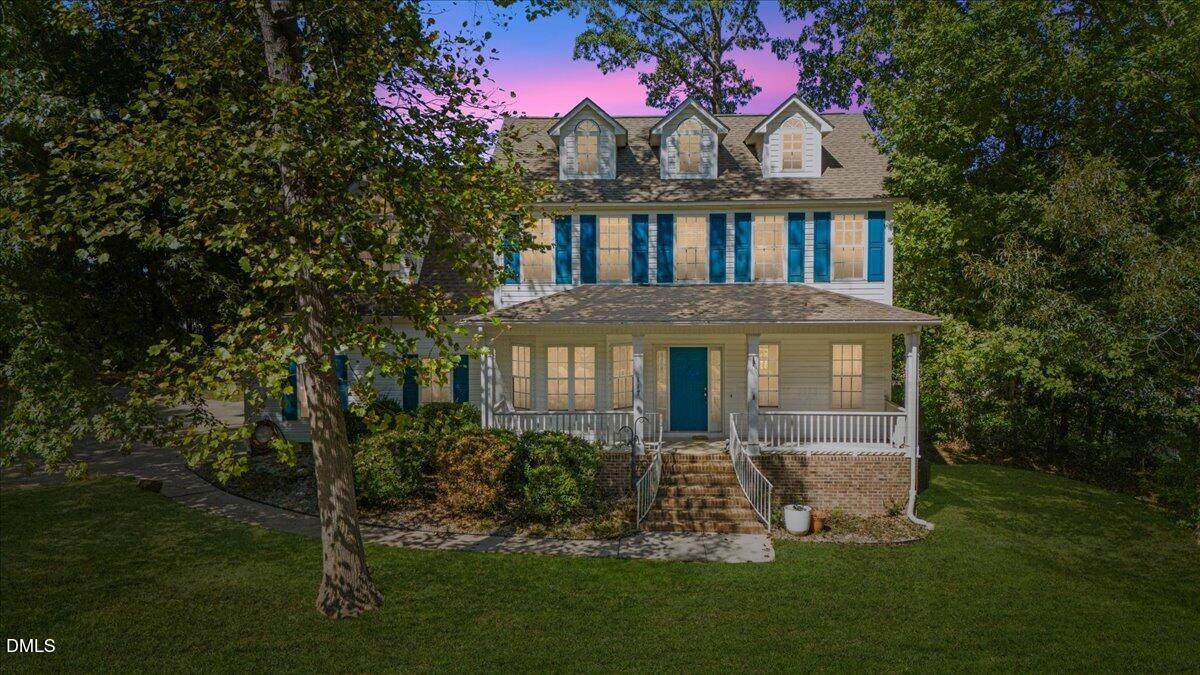 117 Lake Point Drive - Photo 1