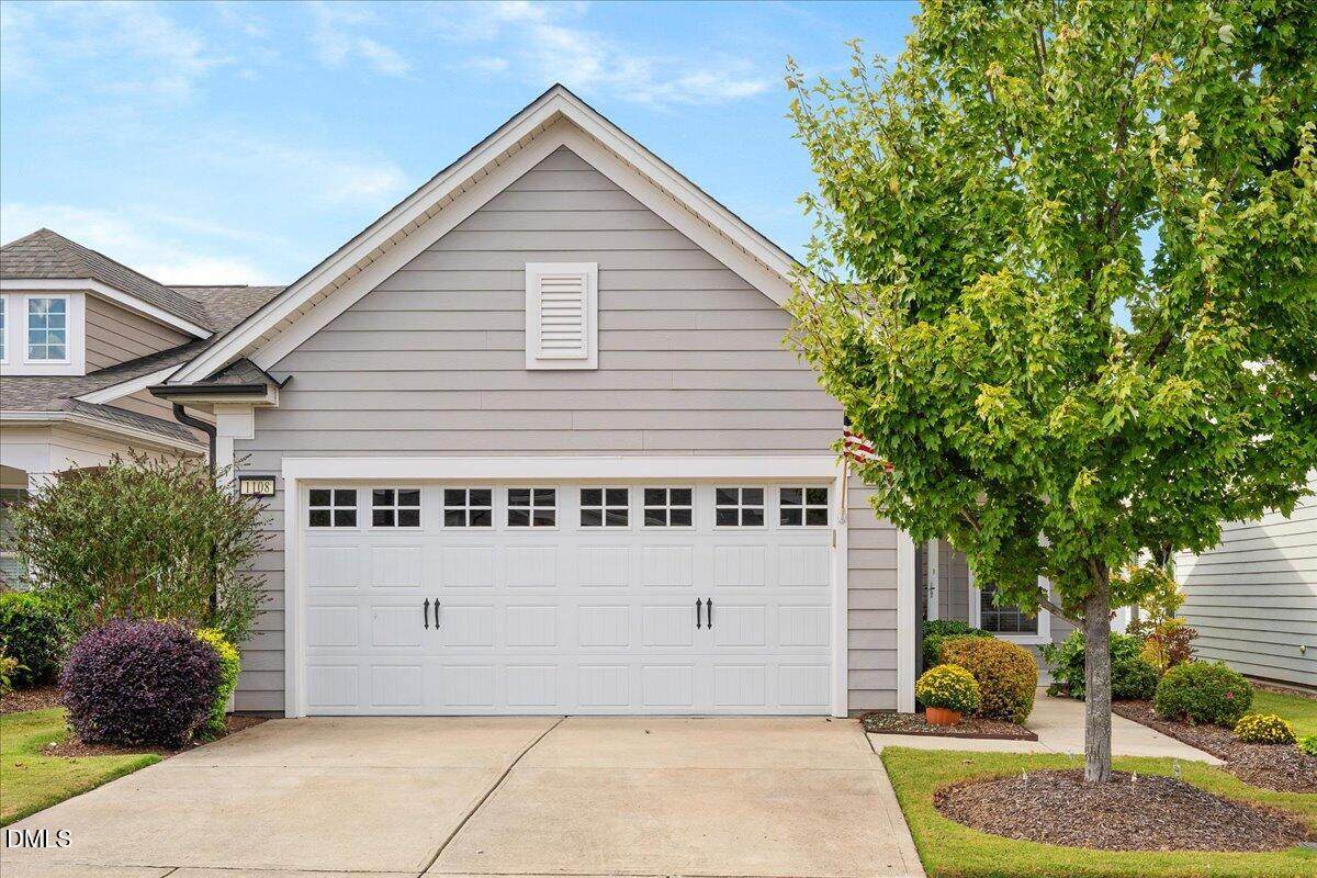 1108 Areca Way - Photo 1