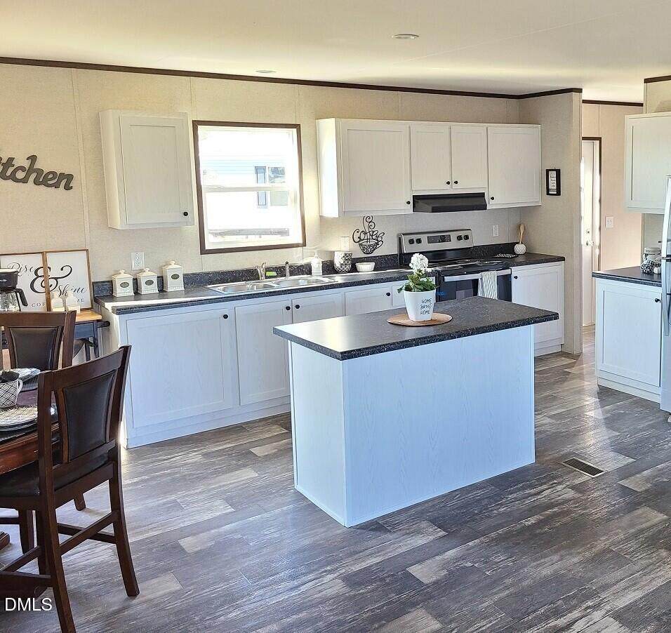 79 Old Daughtry Road - Photo 1