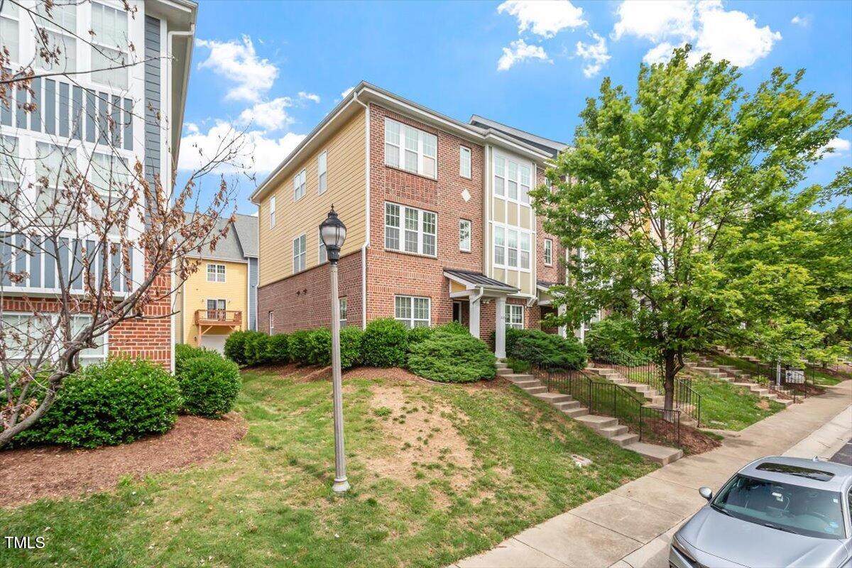 229 Michigan Avenue - Photo 1