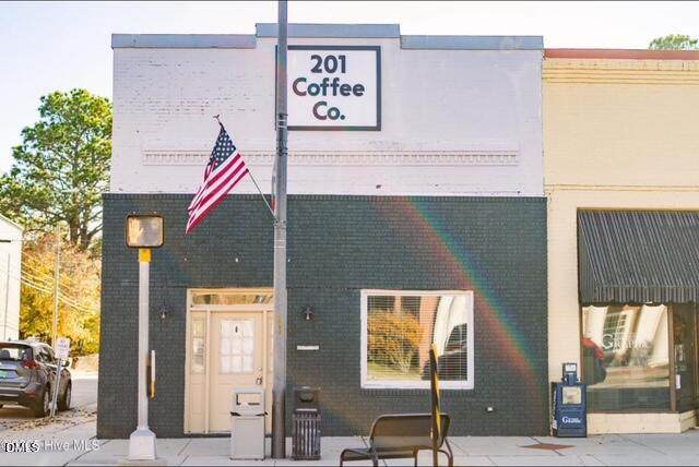 201 Washington Street - Photo 1