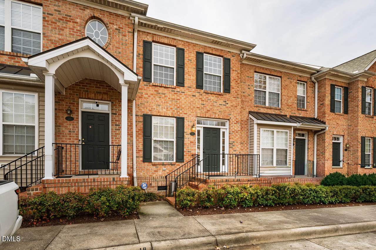 18 Scottish Lane - Photo 1