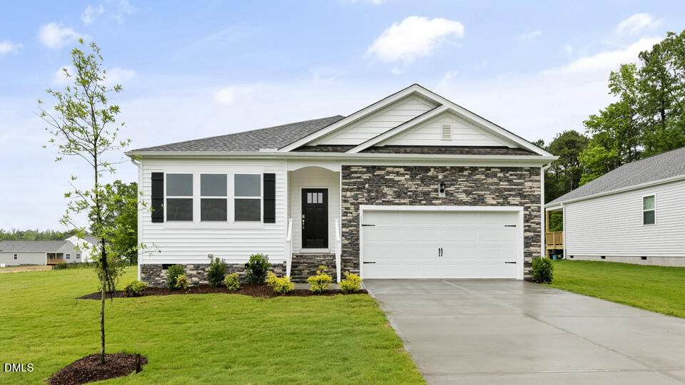 1372 Lansdowne Drive - Photo 1