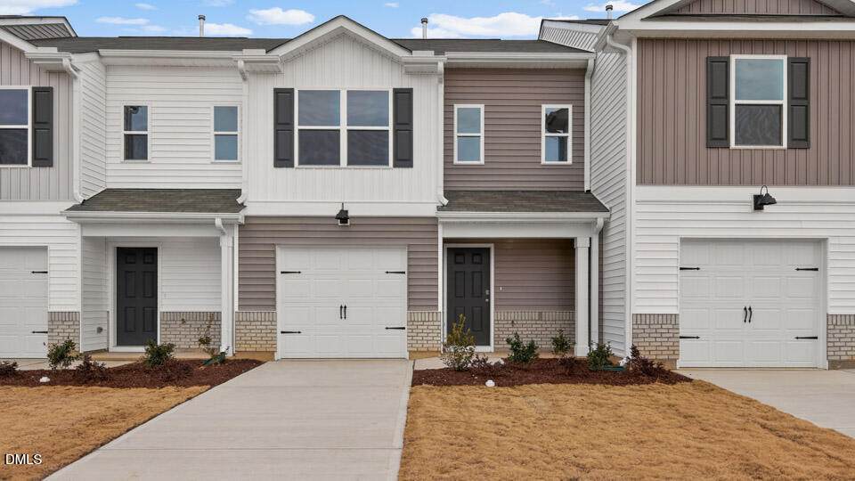 27 Red Clover Drive - Photo 1