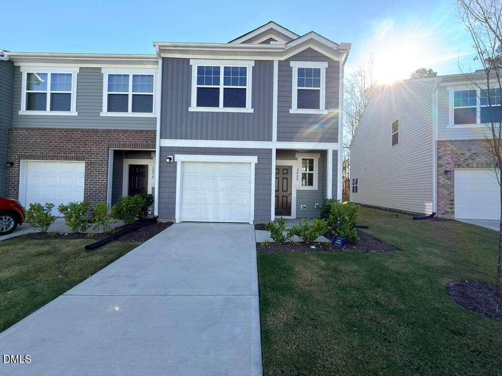 2048 Trailside Drive - Photo 1