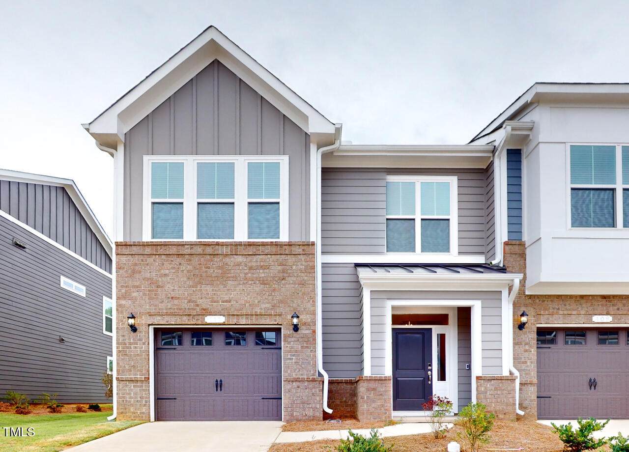 635 Cline Falls Drive - Photo 1