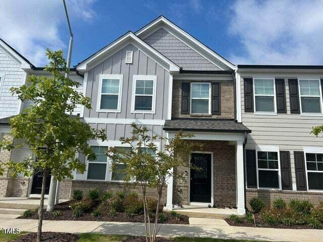 421 Parker Sta Avenue - Photo 1