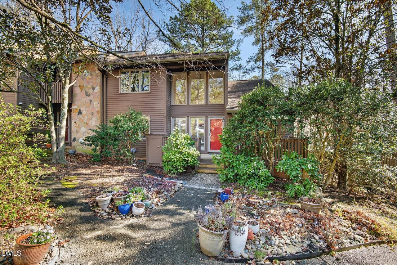 5 Glenmore Drive - Photo 1