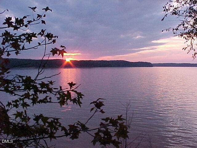 563 Sunset Boulevard - Photo 1