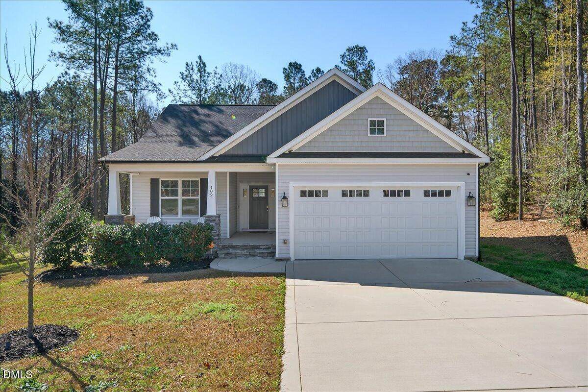 102 Linda Lou Lane - Photo 1