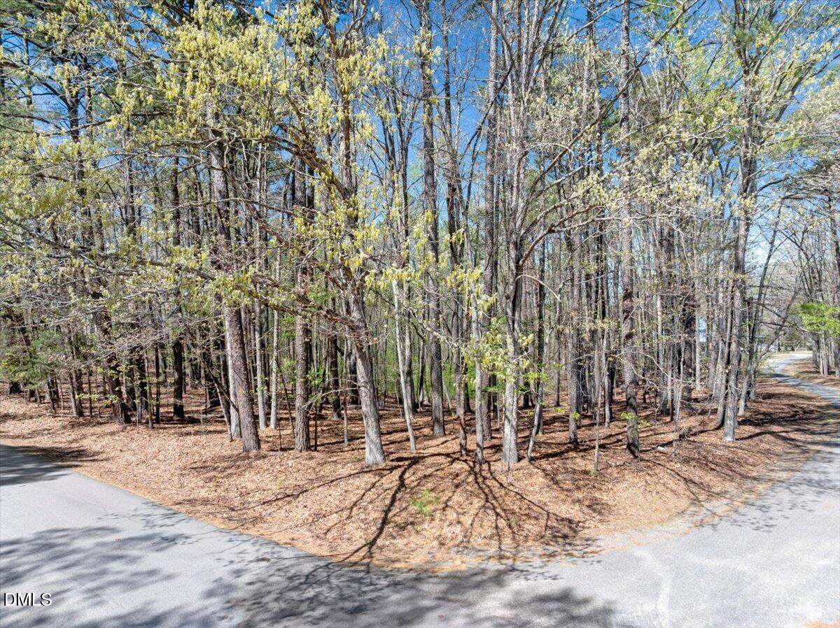 821 Lakepoint Drive - Photo 1
