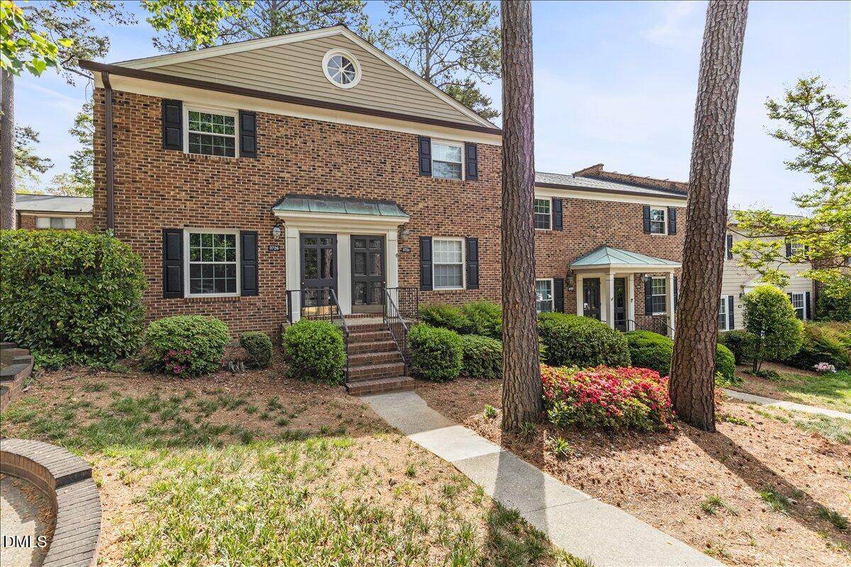 3726 Jamestown Circle - Photo 1