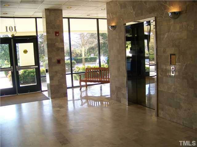https://bt-photos.global.ssl.fastly.net/tmls/orig_boomver_1_10161425-2.jpg